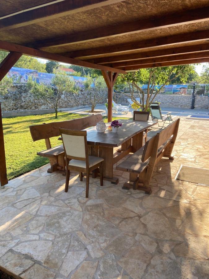 Vacation House Radosic Radosic  Buitenkant foto