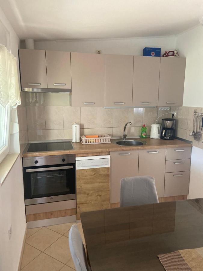 Vacation House Radosic Radosic  Buitenkant foto